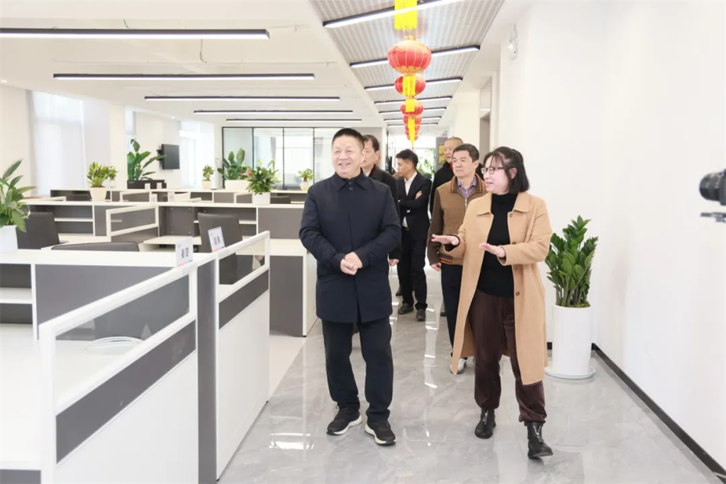 首页-BB贝博艾弗森公司官网